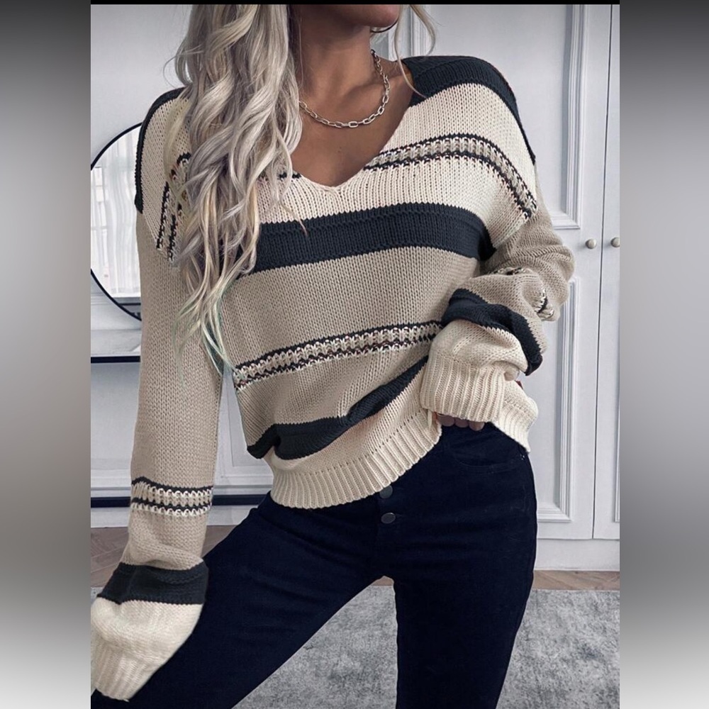 NWOT Striped Dropped Shoulder Sweater, Size Medium, Cream/Black/Khaki